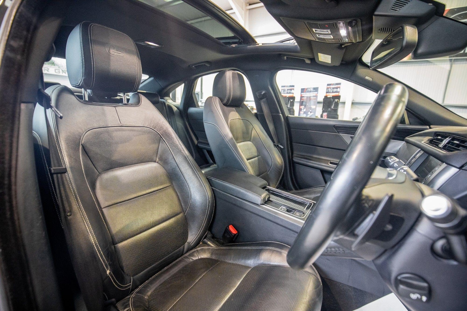 Used Jaguar XF for sale - 76824656: Photo 16