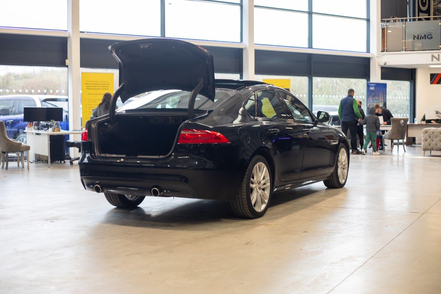 Used Jaguar XF for sale - 76824656: Photo 40