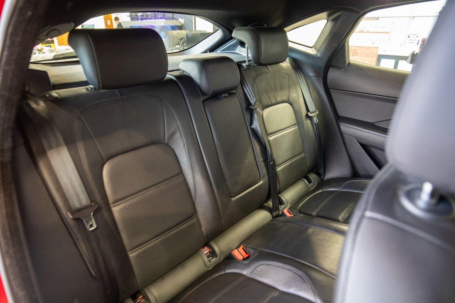 Used Jaguar E-Pace 2018 for sale - 76825250: Photo 15