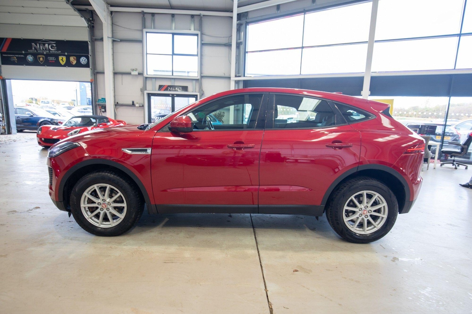 Used Jaguar E-Pace 2018 for sale - 76825250: Photo 36