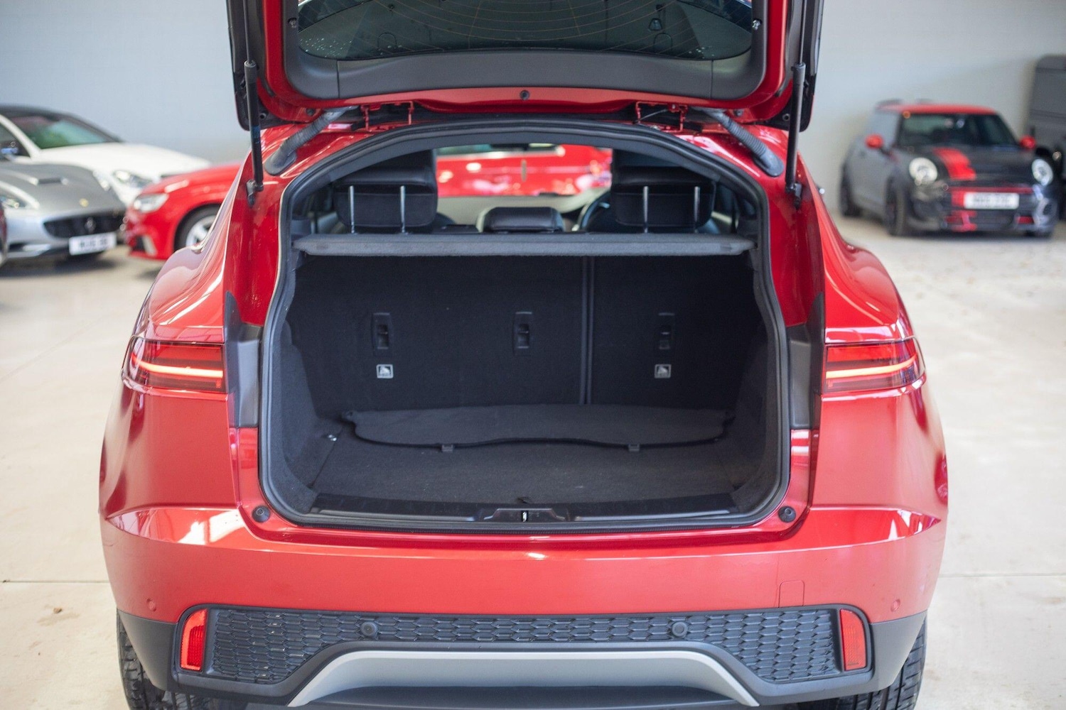 Used Jaguar E-Pace 2018 for sale - 76825250: Photo 39