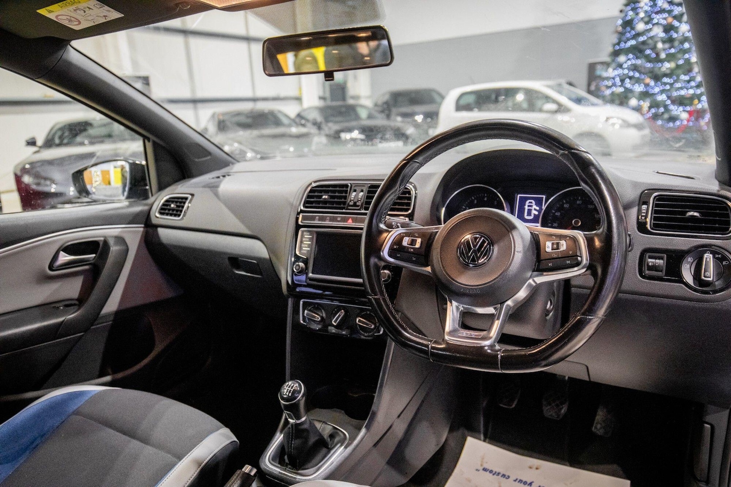 Used Volkswagen Polo 2017 for sale - 77469174: Photo 2