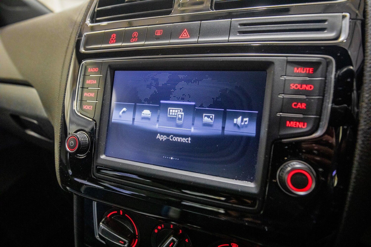 Used Volkswagen Polo 2017 for sale - 77469174: Photo 27