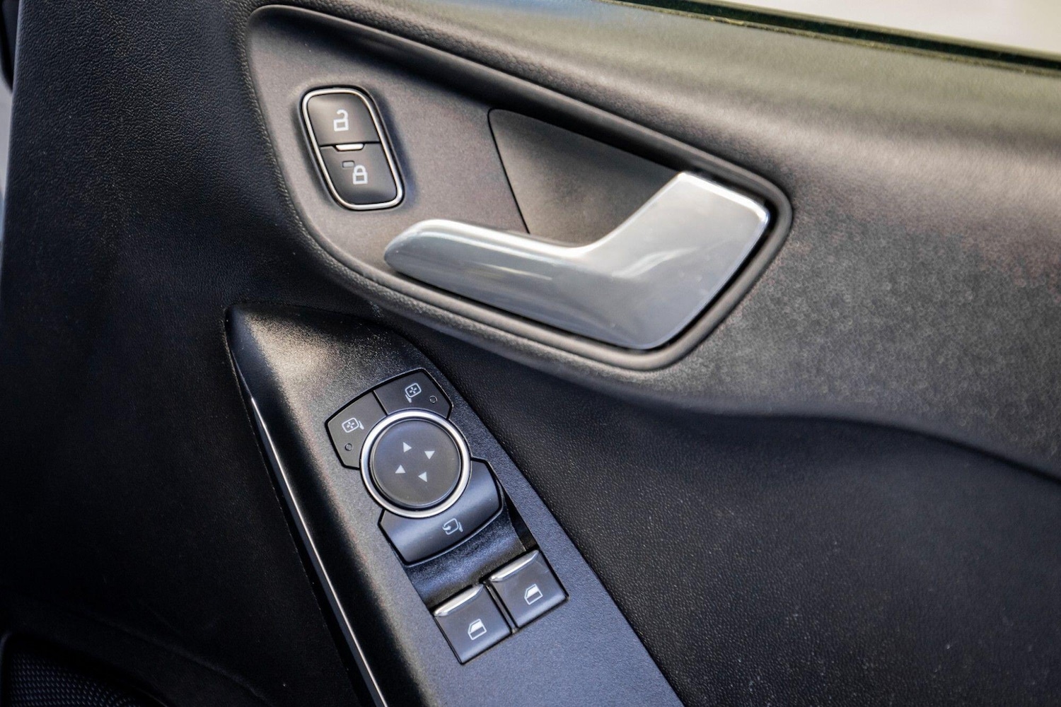 Used Ford Fiesta 2018 for sale - 78157190: Photo 15