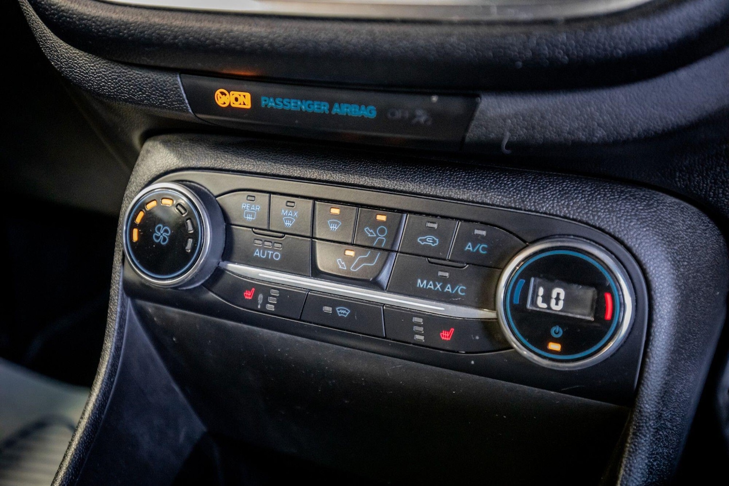 Used Ford Fiesta 2018 for sale - 78157190: Photo 24