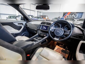 Used Jaguar F-Pace 2018 for sale - 78382263: Photo