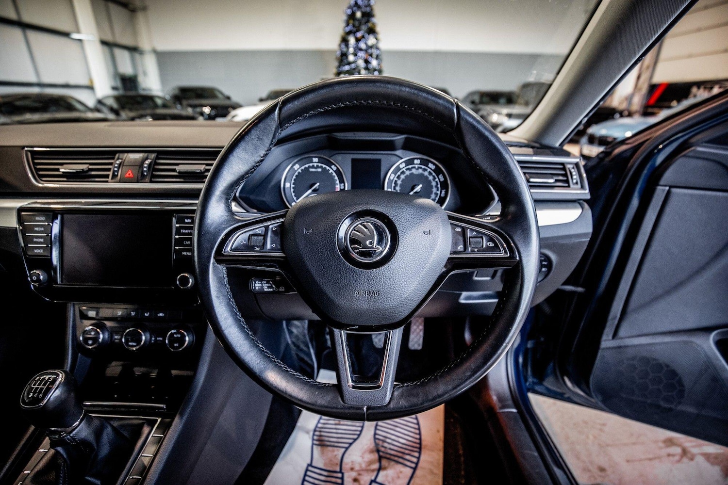 Used Skoda Superb 2017 for sale - 76865736: Photo 18