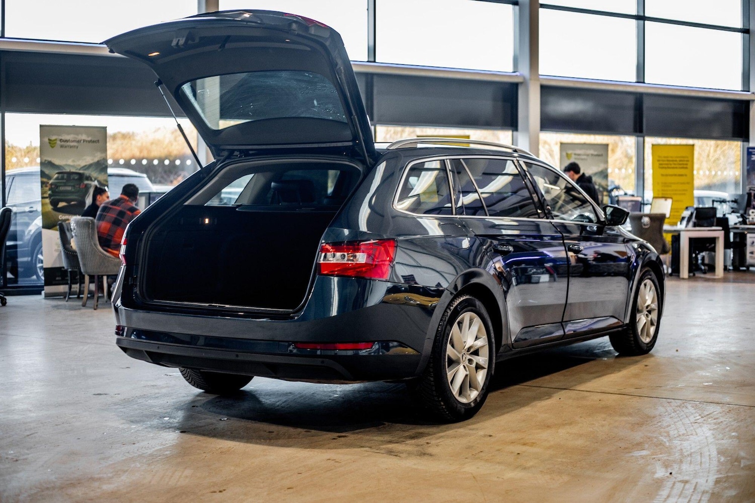 Used Skoda Superb 2017 for sale - 76865736: Photo 36