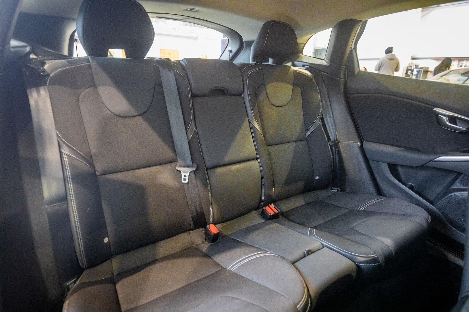 Used Volvo V40 2017 for sale - 77637523: Photo 15