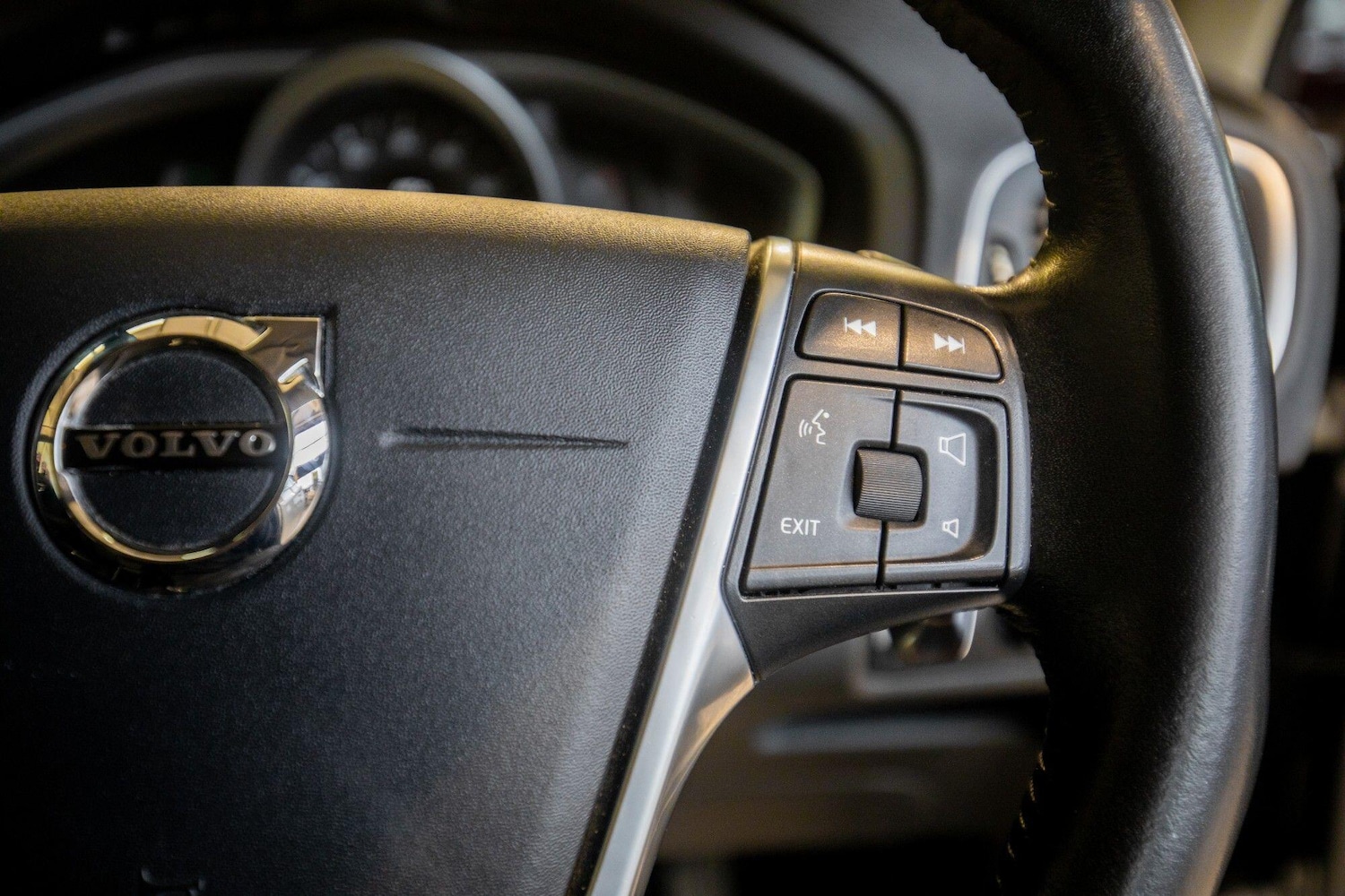 Used Volvo V40 2017 for sale - 77637523: Photo 20