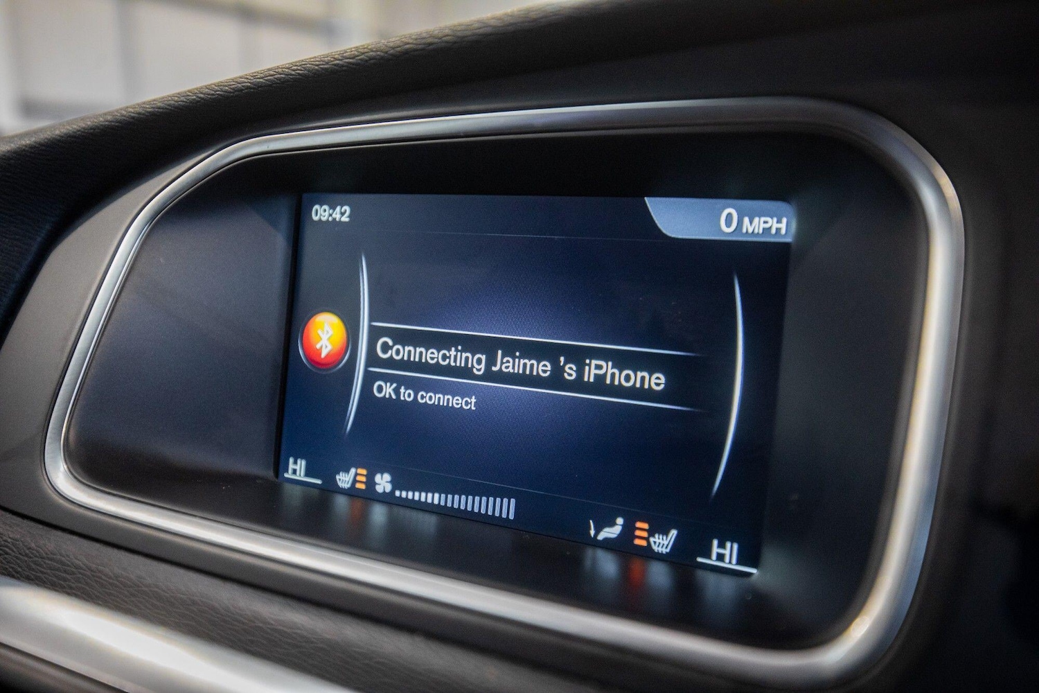 Used Volvo V40 2017 for sale - 77637523: Photo 27