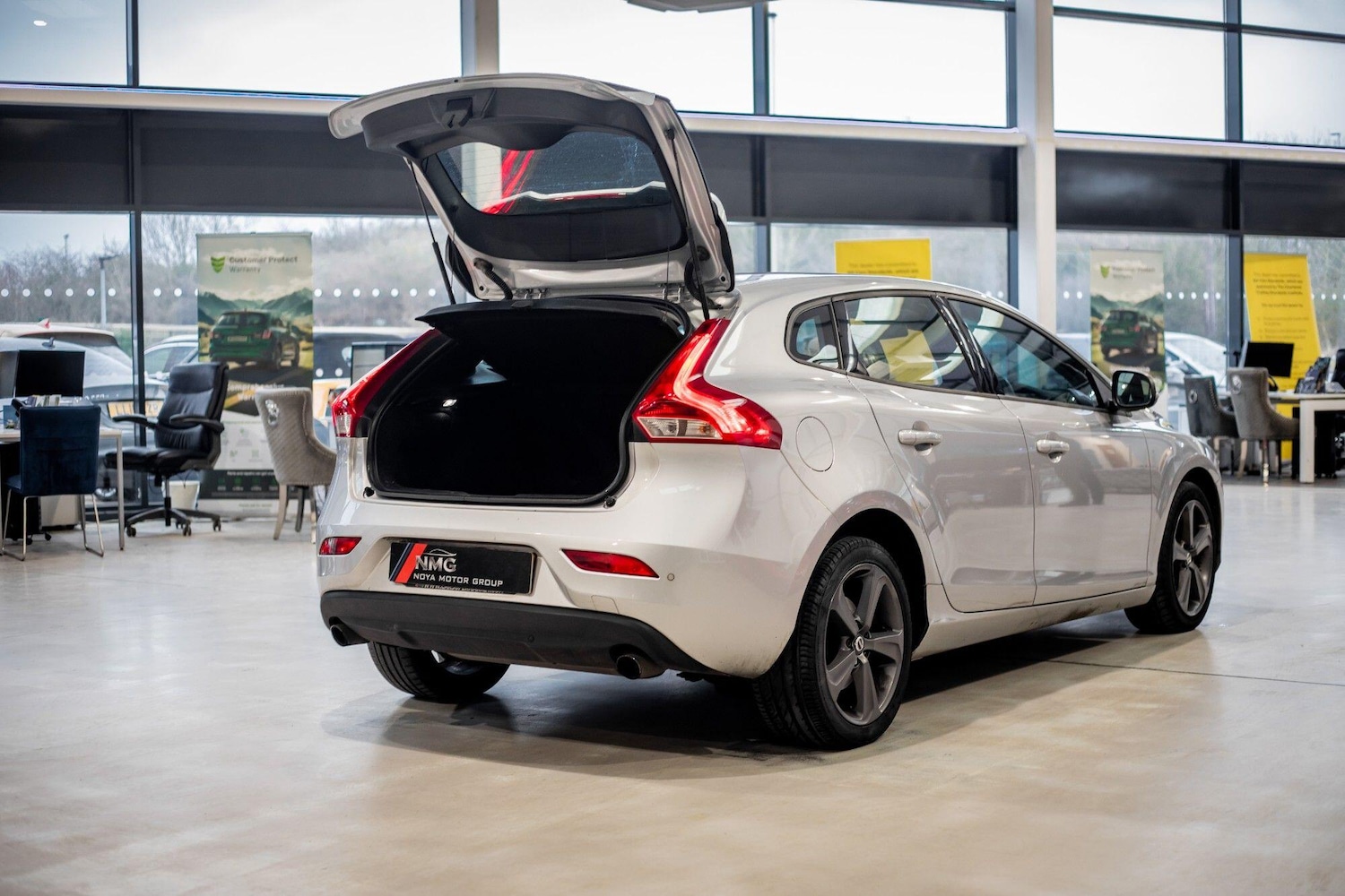 Used Volvo V40 2017 for sale - 77637523: Photo 39