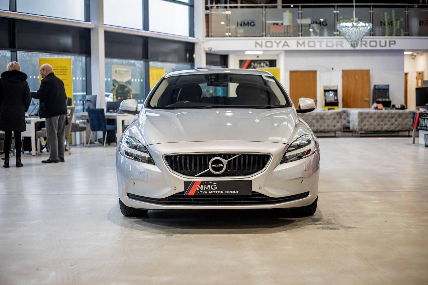 Used Volvo V40 2017 for sale - 77637523: Photo 9