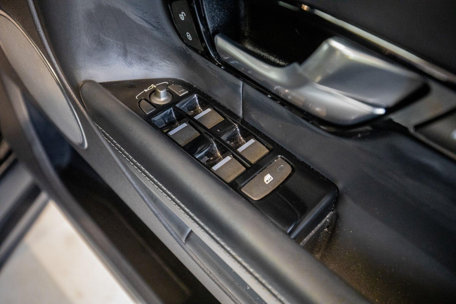 Used Land Rover Range Rover Evoque 2018 for sale - 77710038: Photo 16