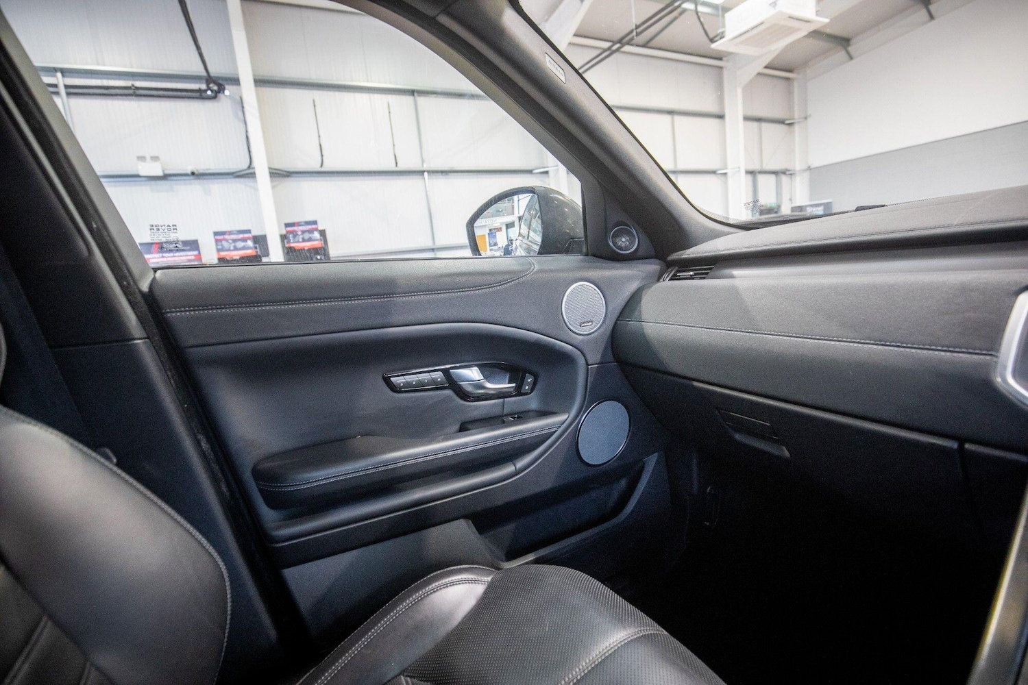 Used Land Rover Range Rover Evoque 2018 for sale - 77710038: Photo 32