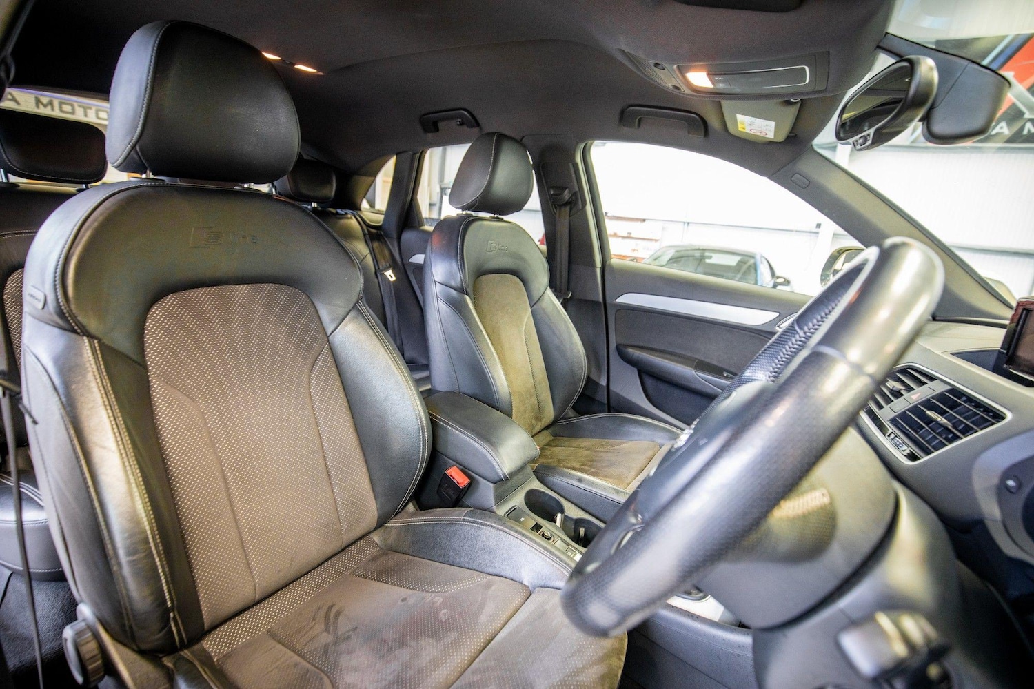 Used Audi Q3 2015 for sale - 76824525: Photo 15