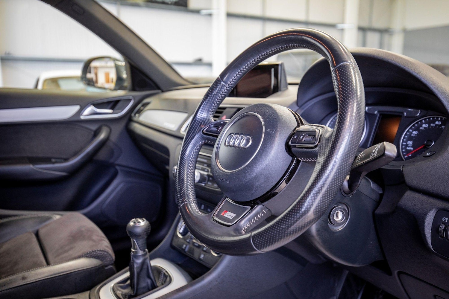 Used Audi Q3 2015 for sale - 76824525: Photo 18