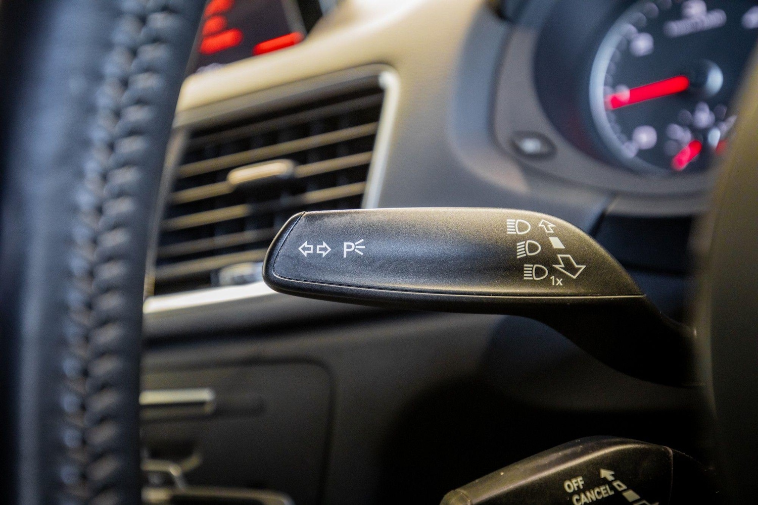 Used Audi Q3 2015 for sale - 76824525: Photo 23