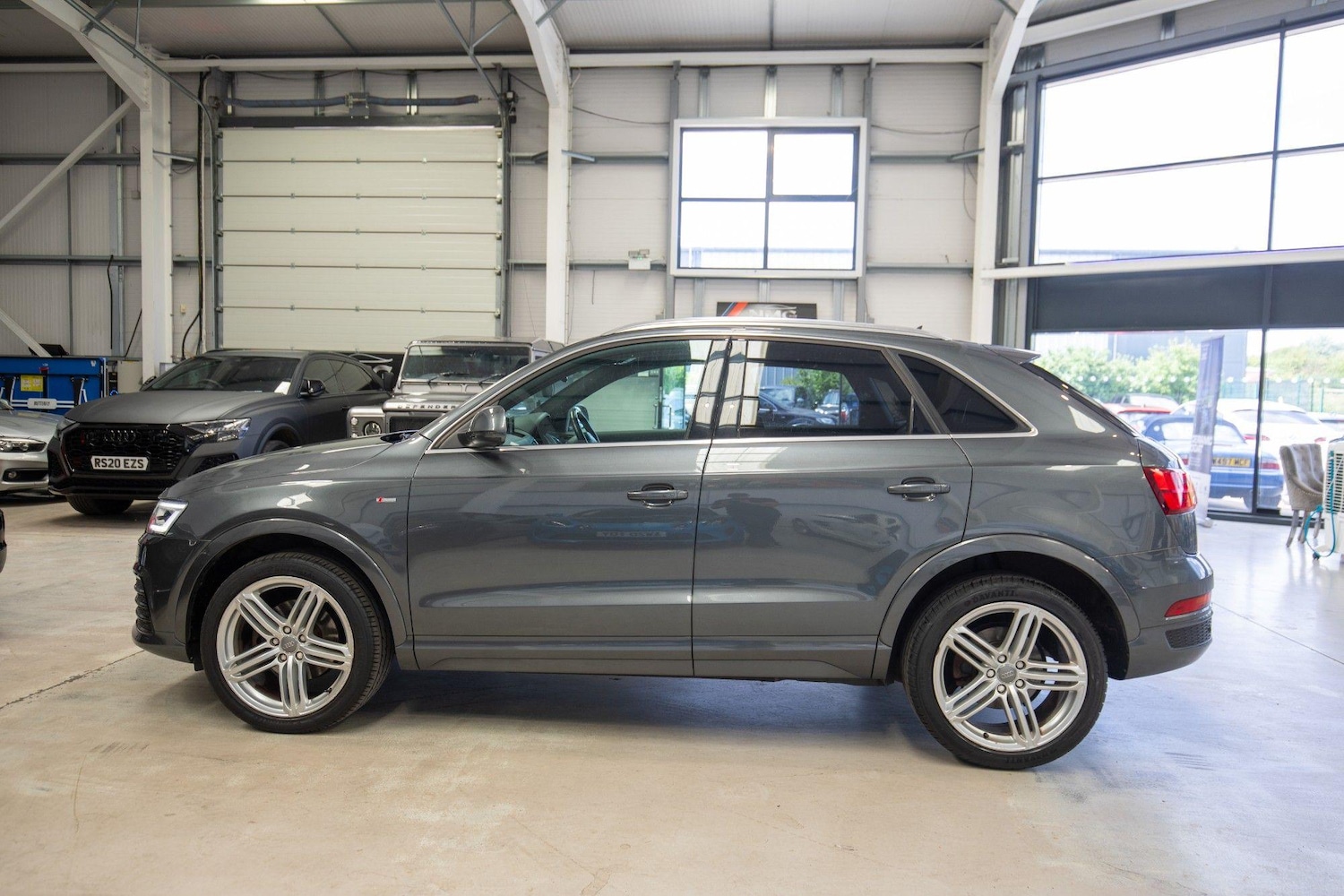 Used Audi Q3 2015 for sale - 76824525: Photo 33