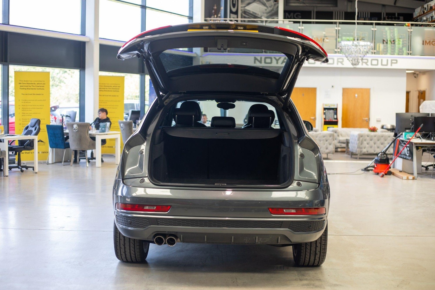 Used Audi Q3 2015 for sale - 76824525: Photo 38