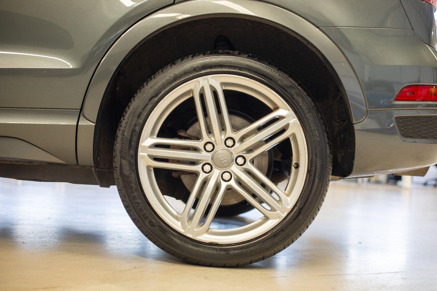 Used Audi Q3 2015 for sale - 76824525: Photo 5