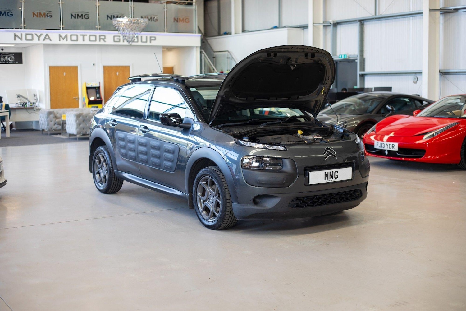 Used Citroen C4 Cactus for sale - 77074058: Photo 12