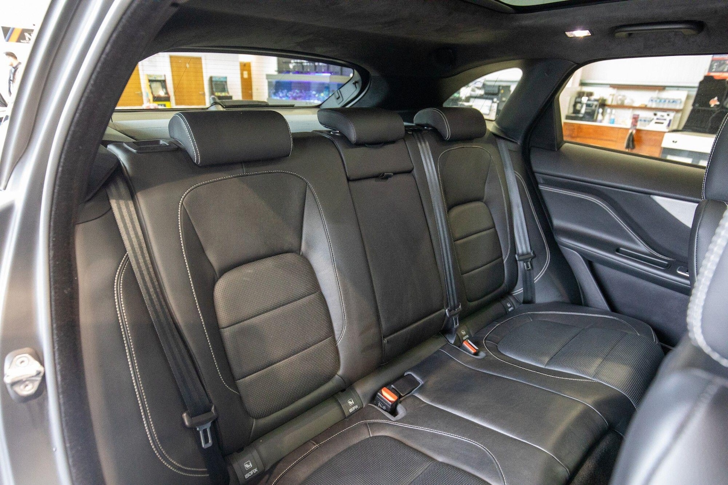 Used Jaguar F-Pace 2019 for sale - 76824408: Photo 16