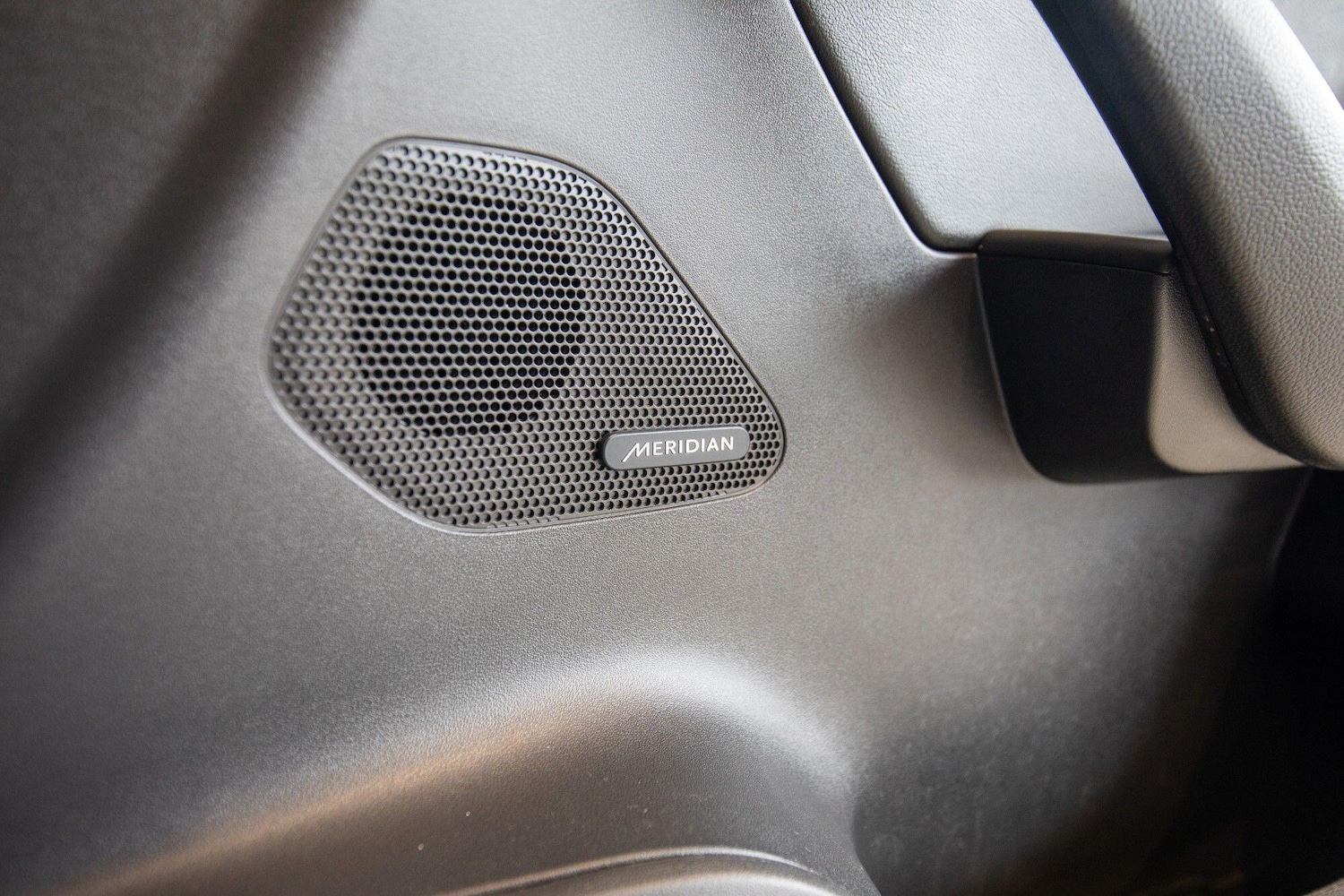 Used Jaguar F-Pace 2019 for sale - 76824408: Photo 22