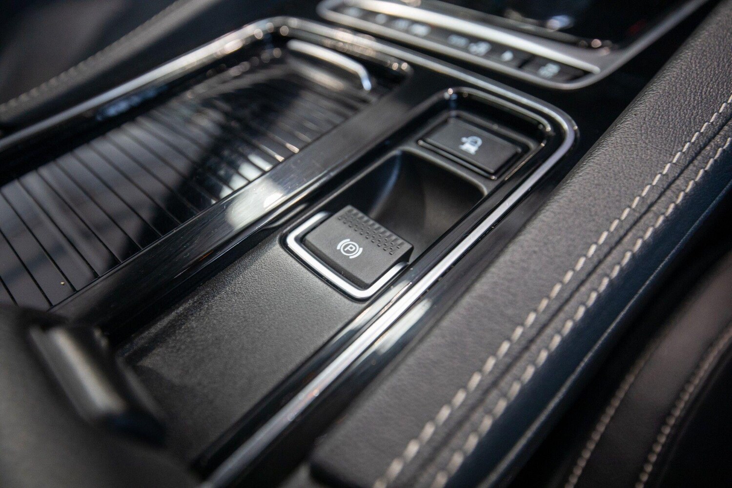 Used Jaguar F-Pace 2019 for sale - 76824408: Photo 29