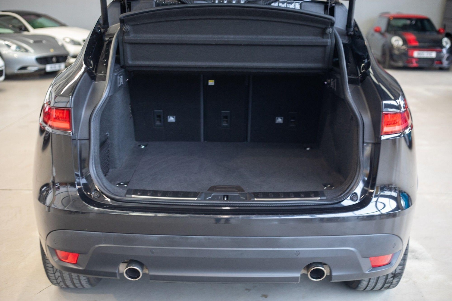 Used Jaguar F-Pace 2019 for sale - 76824408: Photo 46