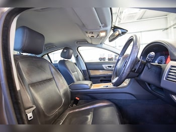 Used Jaguar XF 2010 for sale - 78538364: Photo