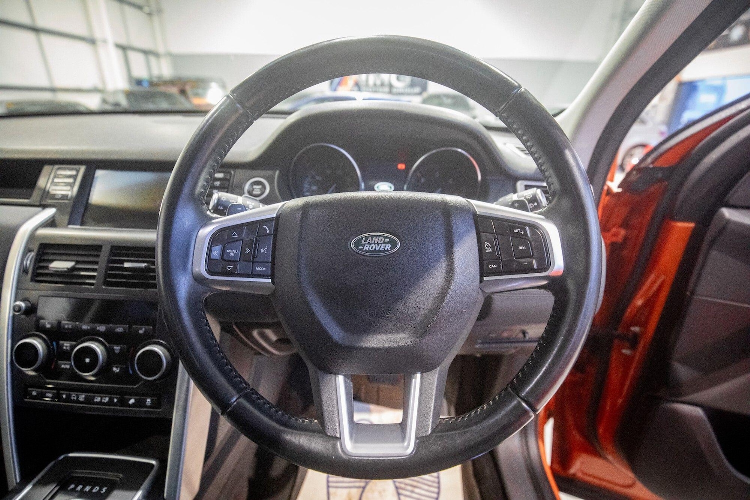 Used Land Rover Discovery Sport 2016 for sale - 77564935: Photo 18