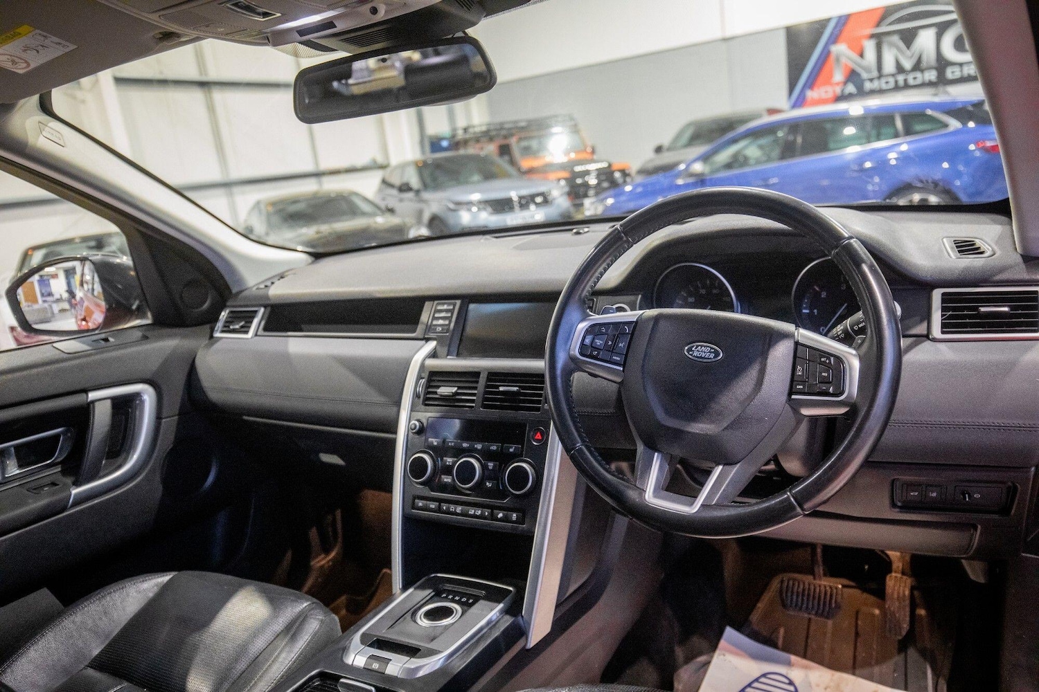 Used Land Rover Discovery Sport 2016 for sale - 77564935: Photo 2