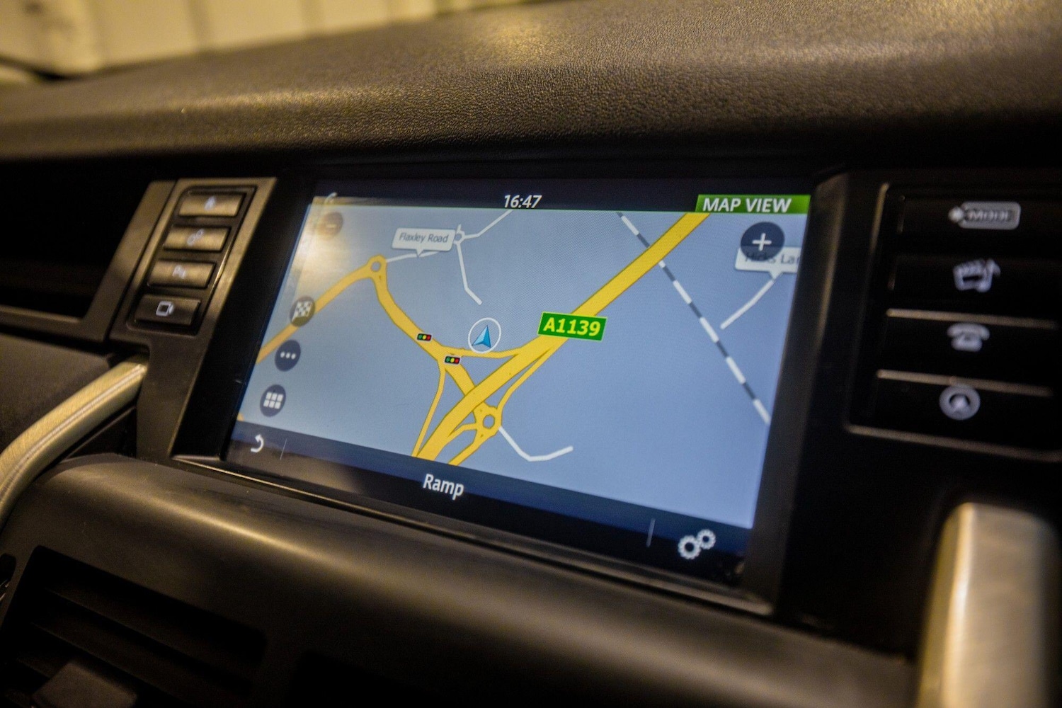 Used Land Rover Discovery Sport 2016 for sale - 77564935: Photo 25