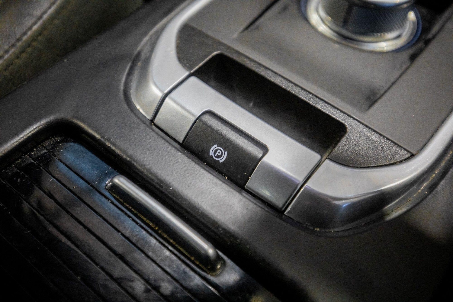 Used Land Rover Discovery Sport 2016 for sale - 77564935: Photo 30