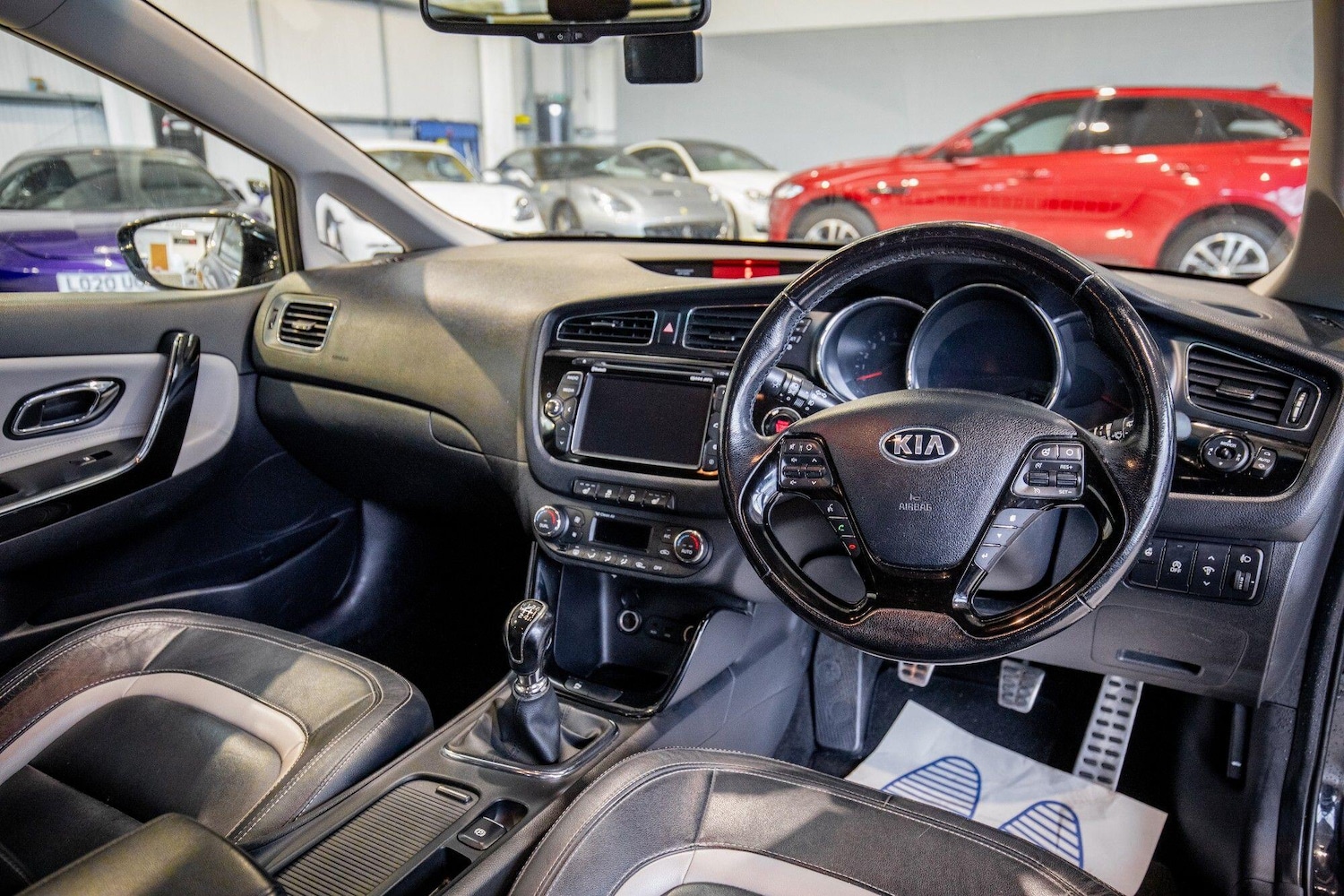 Used Kia Ceed for sale - 76825137: Photo 2