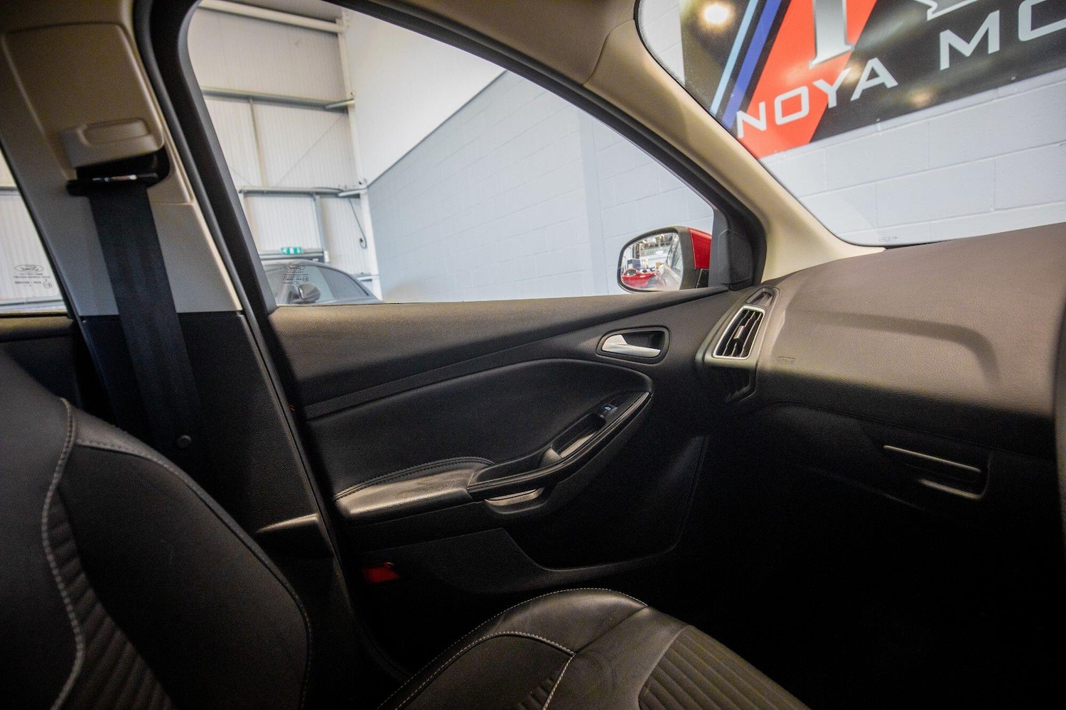 Used Ford Focus 2015 for sale - 77411112: Photo 30