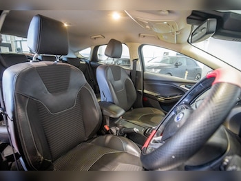 Used Ford Focus 2015 for sale - 77411112: Photo