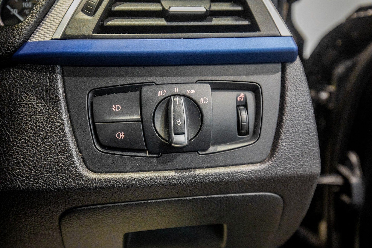 Used BMW 3 Series 2017 for sale - 77637924: Photo 15