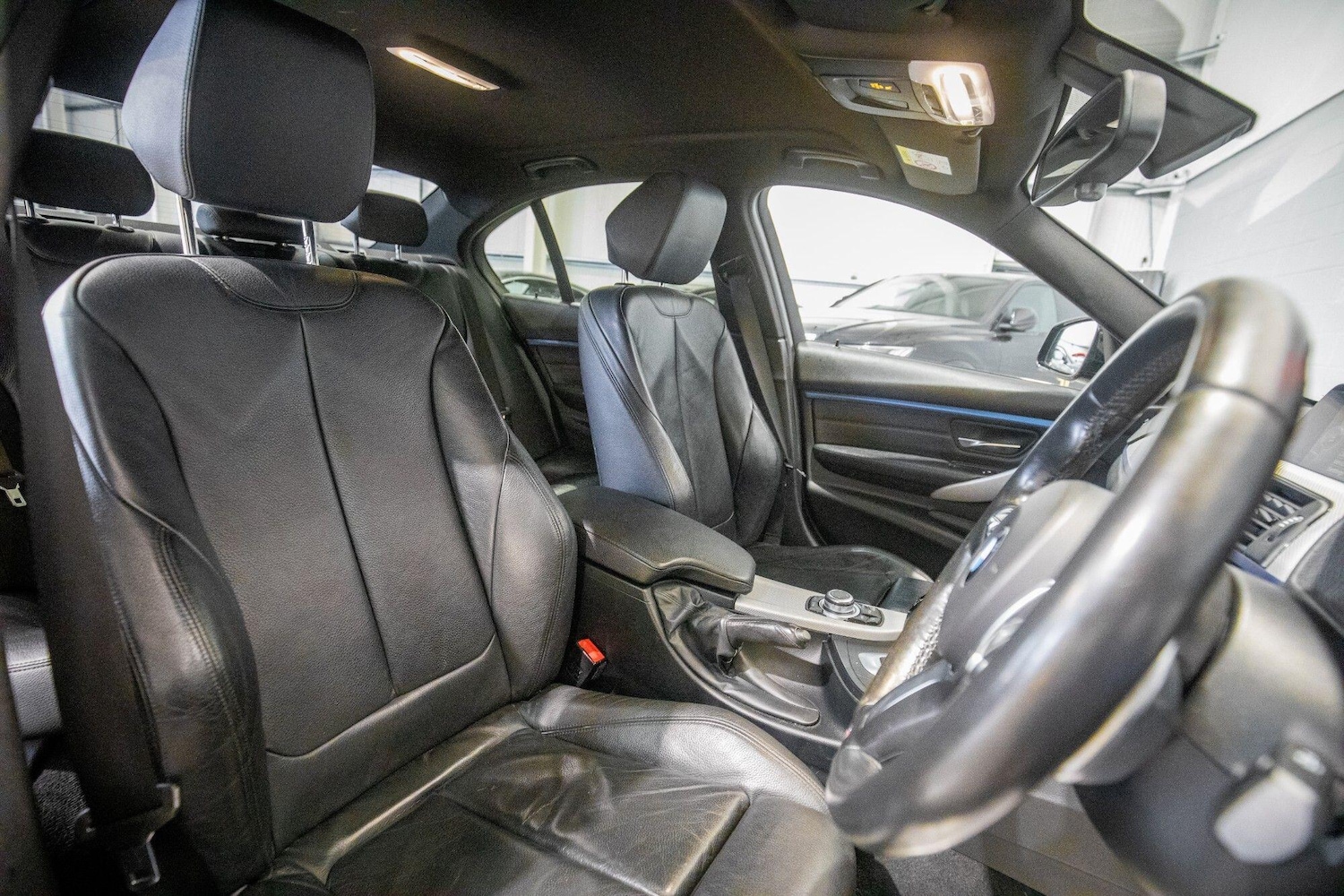 Used BMW 3 Series 2017 for sale - 77637924: Photo 3