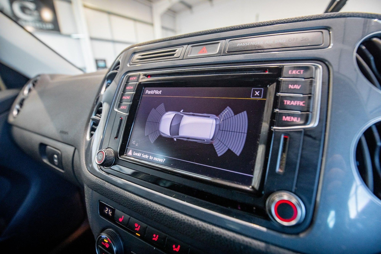 Used Volkswagen Tiguan 2015 for sale - 76823632: Photo 26