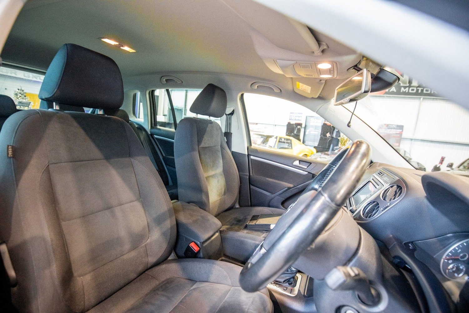 Used Volkswagen Tiguan 2015 for sale - 76823632: Photo 3