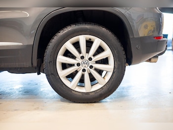 Used Volkswagen Tiguan 2015 for sale - 76823632: Photo