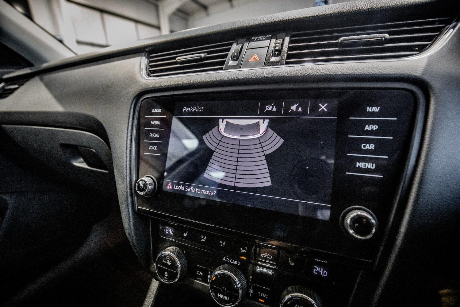 Used Skoda Octavia 2017 for sale - 77074157: Photo 30