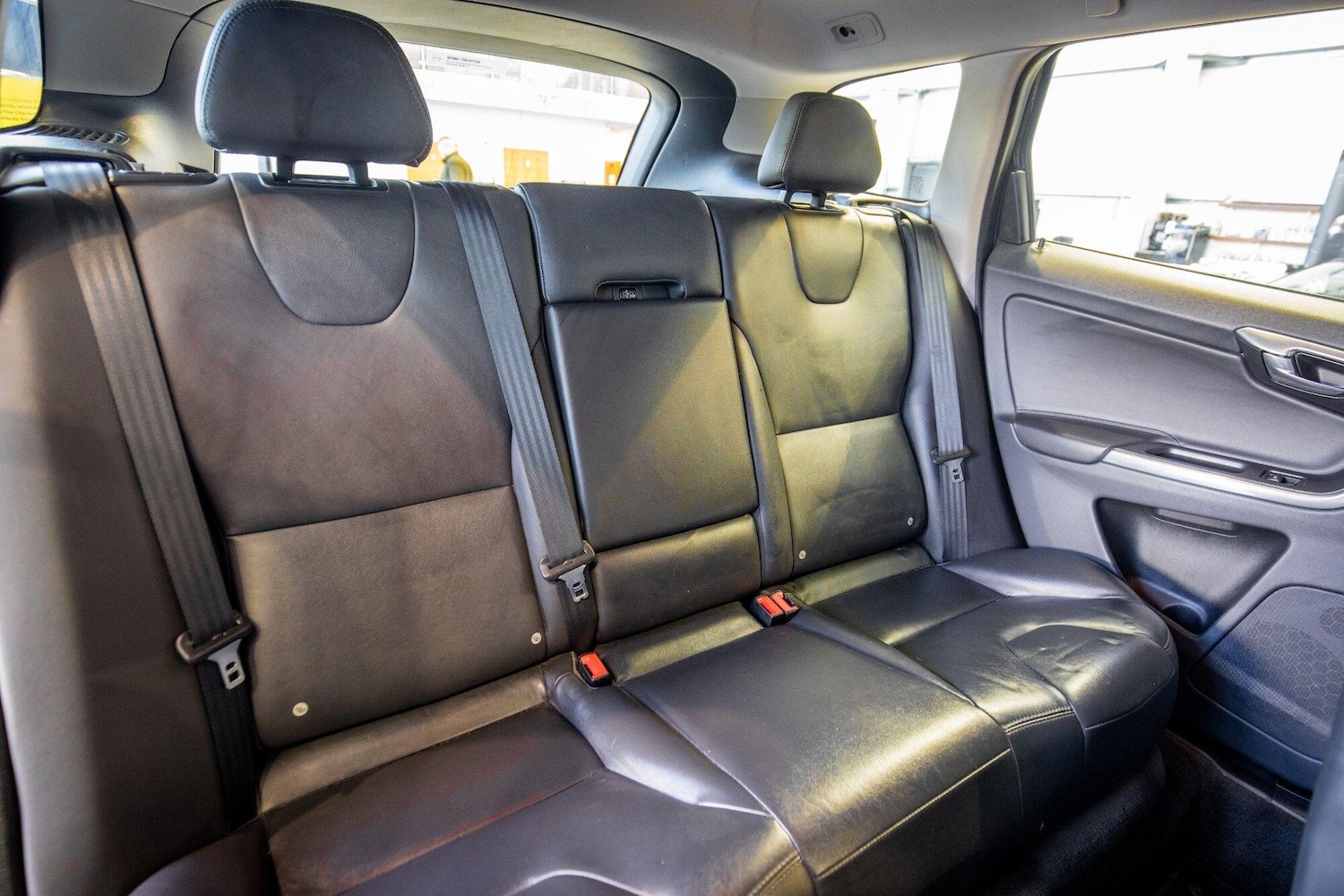 Used Volvo XC60 2017 for sale - 76823963: Photo 15