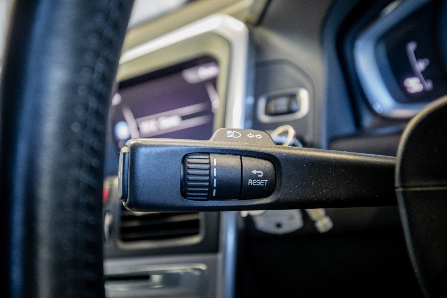 Used Volvo XC60 2017 for sale - 76823963: Photo 24