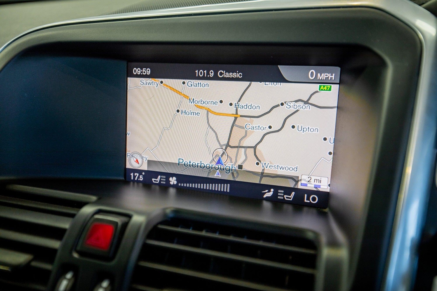 Used Volvo XC60 2017 for sale - 76823963: Photo 26