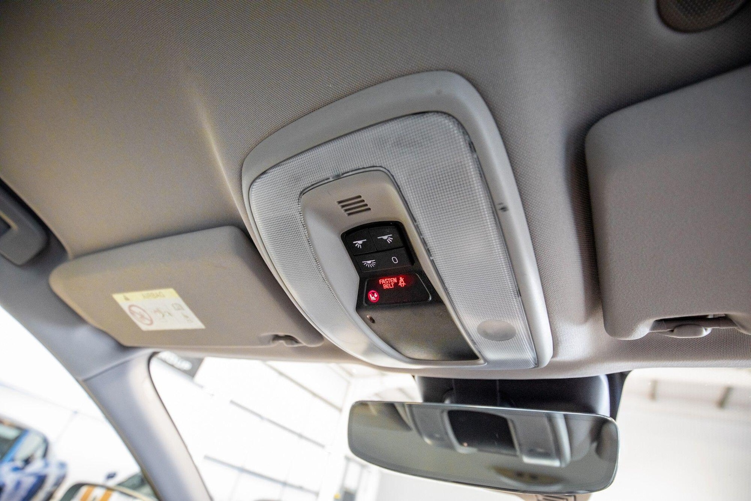 Used Volvo XC60 2017 for sale - 76823963: Photo 30