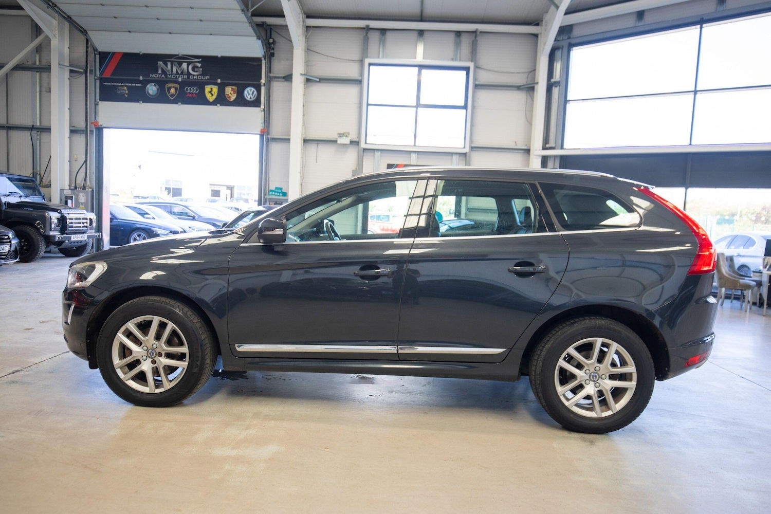 Used Volvo XC60 2017 for sale - 76823963: Photo 33