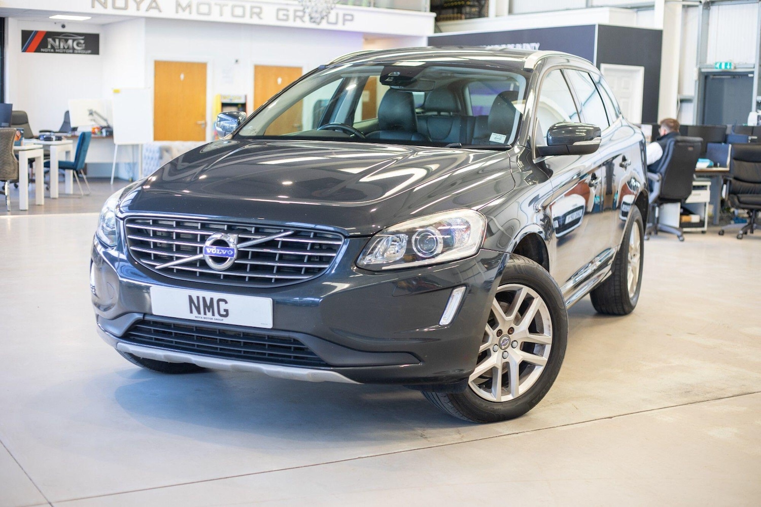 Used Volvo XC60 2017 for sale - 76823963: Photo 5